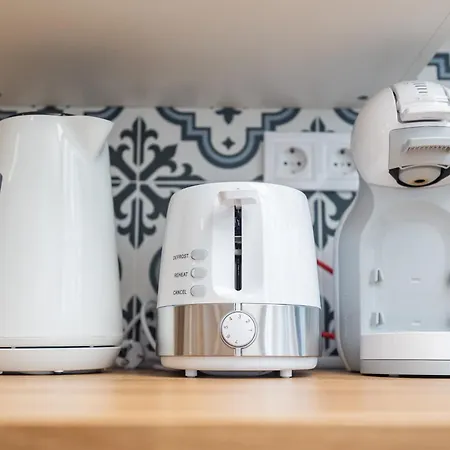 California Apartment *