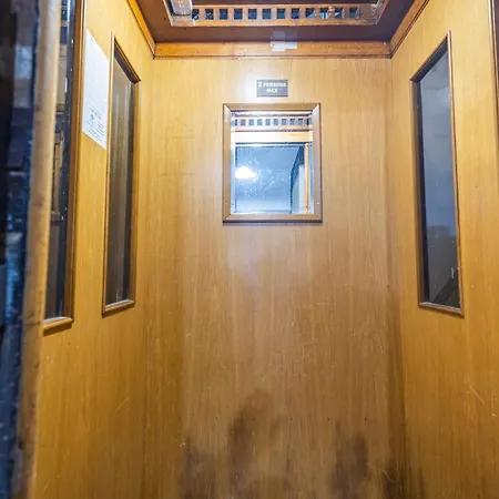 California Apartment Varna