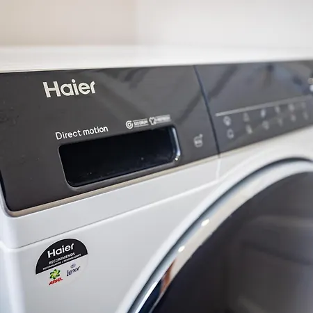 Apartment California Warna