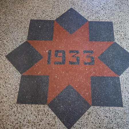 California Апартаменти *